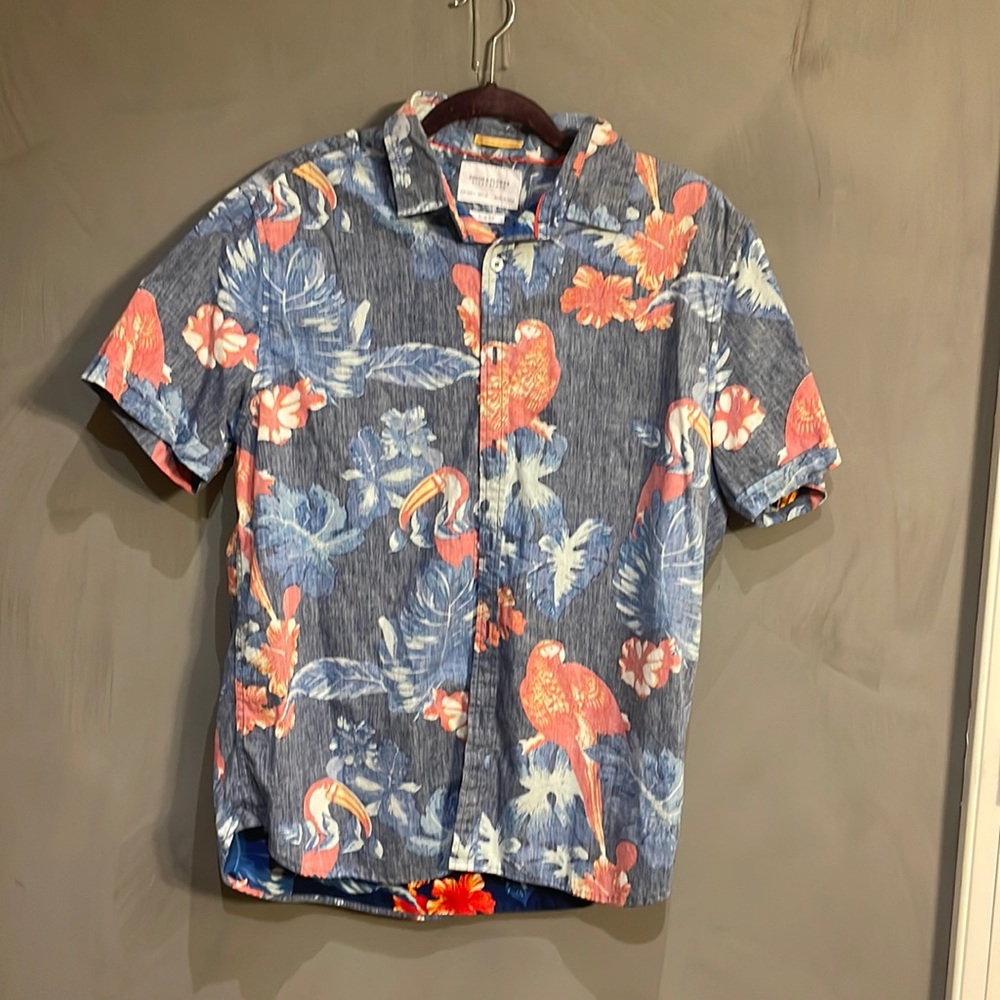 Hawaiian shirt